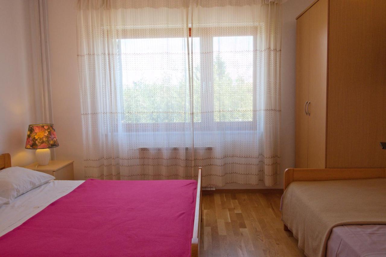 Apartments Vili Umag Bagian luar foto