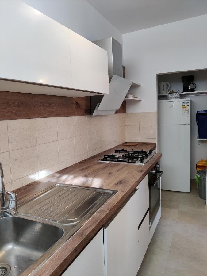 Apartments Vili Umag Bagian luar foto