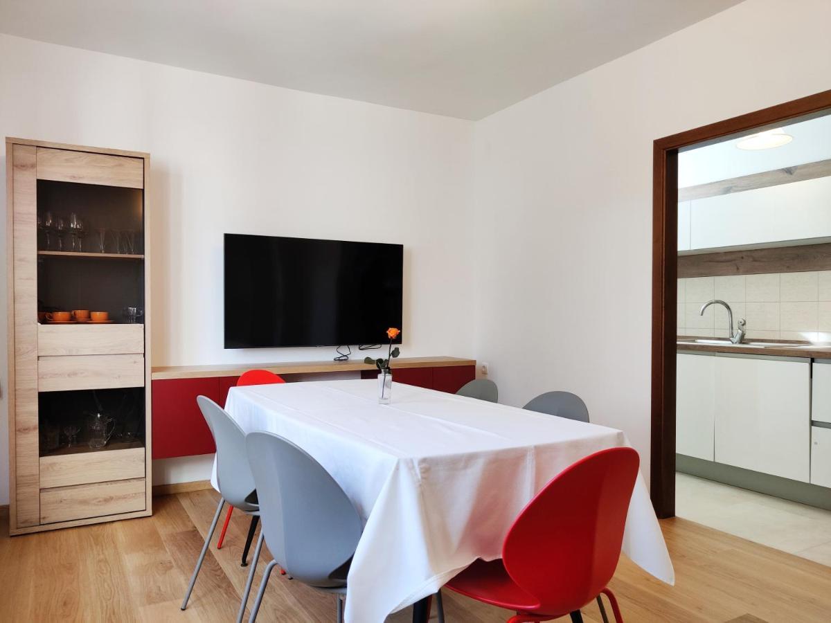 Apartments Vili Umag Bagian luar foto